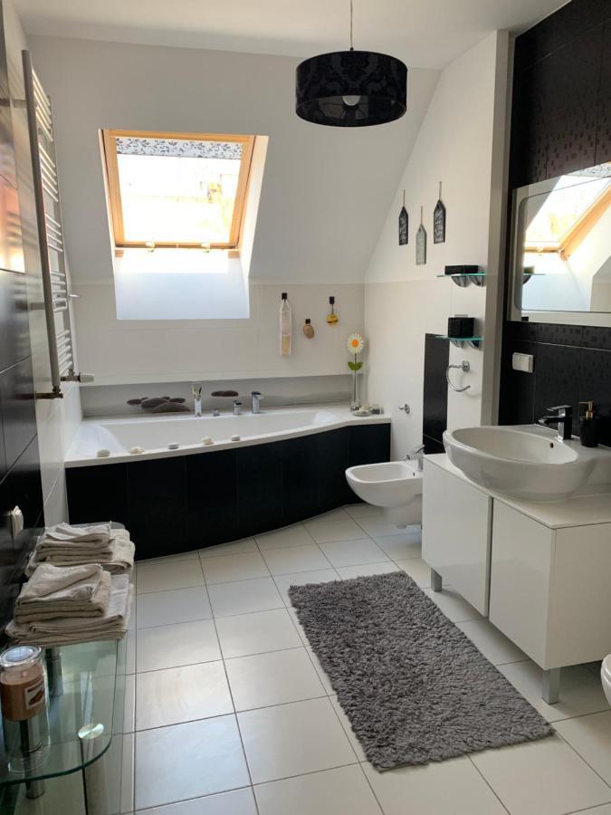 Silver Mazury Apartament Giżycko Buitenkant foto